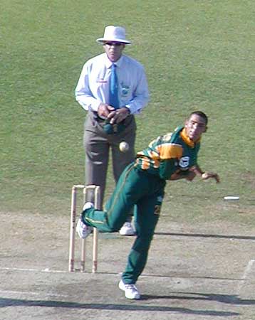 Boje Bowling Action | ESPNcricinfo.com