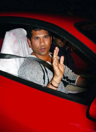 Sachin Tendulkar take his first drive in his Ferrari-360 Modena