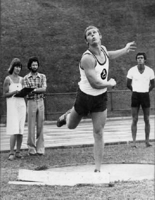 Robin Smith - Champion Shot putter | ESPNcricinfo.com