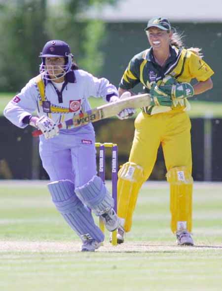 Rau sets off on a run against Australia | ESPNcricinfo.com