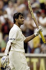 Sourav Ganguly Acknowledges The Applause Espncricinfo